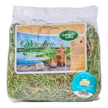 500g Beutel "Weserheu" Heu für kleine Haustiere, gekennzeichnet mit einem Kaninchen und einem Meerschweinchen, das hervorhebt, dass es 100% natürlich und staubfrei ist.