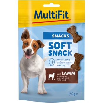 Snack Soft MultiFit pour chiens, emballage de 70g, mettant en avant un chien joueur et des friandises en forme d'os marron. Le texte met en avant "avec de l'agneau" et "doux & juteux."