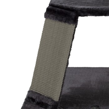 Nahaufnahme eines grauen Katzenbaums mit einem strukturierten Kratzbaum und weichen Plüschoberflächen für den Komfort des Haustiers.