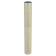 Eine Rolle aus natürlichem Sisal-Seil, ideal für Haustierspielzeug oder Kratzbäume, aufrecht gegen einen schlichten Hintergrund präsentiert.