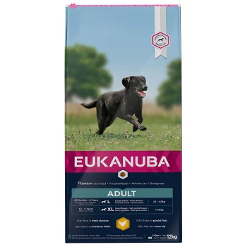 Eukanuba Premium Trockenfutter für Hunde in einer Tüte mit einem laufenden schwarzen Hund auf einer Wiese, mit dem Etikett "ADULT" und Gewichtshinweisen sowie Hühnerzutaten.