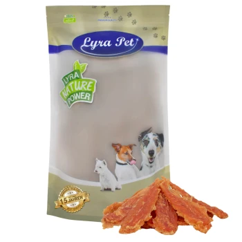 Lyra Pet Hundekekse Verpackung mit einem beigen Beutel mit dem Logo "Lyra Nature Power", Bildern von Hunden und einer Katze sowie getrockneten Fleischstreifen vorne.