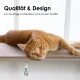 Eine orangefarbene getigerte Katze entspannt sich auf einer grauen Oberfläche mit einem weißen Haken. Text: "Qualität & Design" und "hochwertige Materialien und echter Wollfilz."