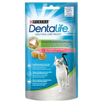 Friandises Purina Dentalife pour soins bucco-dentaires quotidiens des chats, saveur saumon, avec contrôle du tartre et ajout de calcium et taurine.