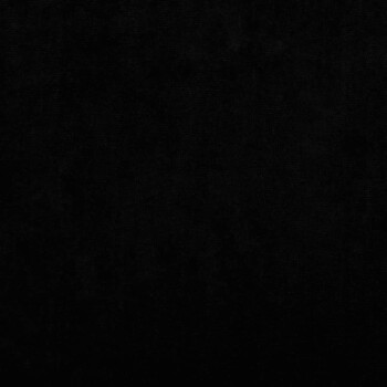 Schwarzer Hintergrund ohne sichtbare Objekte oder Text.