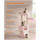 Katzenbaum in Rosa mit mehreren Ebenen, zwei Katzen spielen und entspannen, der Text beschreibt Funktionen wie Schlafplatz und Kratzmöglichkeiten.