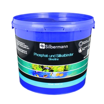 Blauer Plastikbehälter mit der Aufschrift 'Silbermann Phosphat- und Silikatbinder Silverline', der 5000 ml enthält, mit aquatischen Bildern an der Seite.