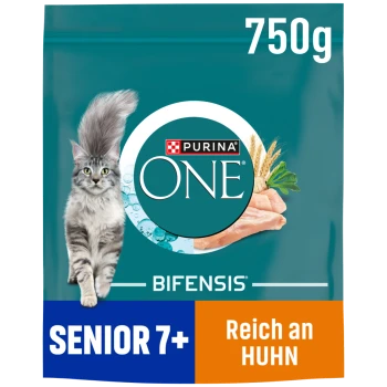 Purina ONE Bifensis Katzenfutter für Senioren, 750g Beutel, mit einer flauschigen grauen Katze und dem Text 'SENIOR 7+' und 'Reich an Huhn.'
