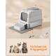 Grau überdachte Katzentoilette auf Matte mit Schaufel und Zange, orange Maßangaben, sichtbarer Text: „Für Katzen bis 15 kg geeignet“.