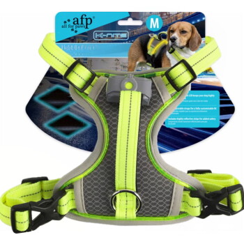 Neon-gelb-graues afp-Leuchtgeschirr für Hunde mit mittiger LED, D-Ring und Schnallen; auf der Verpackung steht 'Light Up Harness' und 'M'.
