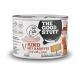 Katzendose mit der Aufschrift 'THE GOOD STUFF' und 'For Cats', 'RIND MIT KAROTTE'/'Beef with Carrot' und orangefarbener Katzenillustration