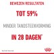 Afbeelding ter promotie van een tandheelkundig product voor huisdieren, met de tekst "BEWEZEN RESULTATEN TOT 59% MINDER TANDSTEENVORMING IN 28 DAGEN*" met Royal Canin logo.