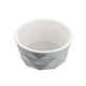 Graue geometrische Futterschüssel für Haustiere mit glänzendem weißen Innenraum, mit facettiertem Design.