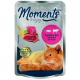 Beutel mit Katzenfutter mit Thunfisch und Rindfleisch, mit einem goldenen Qualitätslabel und einem Bild einer entspannten orangefarbenen Katze.