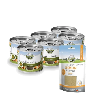 Sechs Dosen "Landgut-Menü Insekten" Tiernahrung und ein Beutel "Immuns Pulver" Immunpulver für Haustiere, mit einem Design einer grasbewachsenen Landschaft.