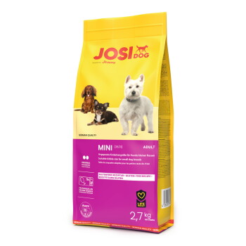 JosiDog Mini Adult Hundefutterbeutel für kleine Rassen, glutenfreie Rezeptur, 2,7 kg, deutsche Qualität, mit Bildern von drei kleinen Hunden.
