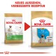 Bild von zwei Royal Canin Hundefutterbeuteln für Möpse, beschriftet "Junior" und "Welpe", die ein neues Design und eine verbesserte Rezeptur zeigen.