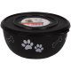 Schwarze Futter- und Trinkschüssel mit Pfotenabdruck- und Knochenmotiven, beschriftet mit "Feeding & Drinking Bowl - Bella - Taupe" von Flamingo.