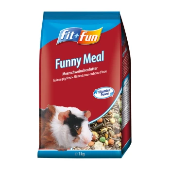 A bag of "fit+fun Funny Meal" guinea pig feed with a close-up of a guinea pig and "Vitamin Power" text.