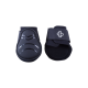 Schwarze Hufschuhe für Pferde mit einem eleganten Design, mit reflektierenden Streifen und verstellbaren Riemen für einen sicheren Sitz.