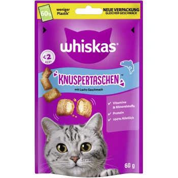 Przysmaki dla kotów Whiskas o smaku łososia z twarzą szarego kota, prezentujące chrupiące kawałki i tekst o witaminach, minerałach i białku.