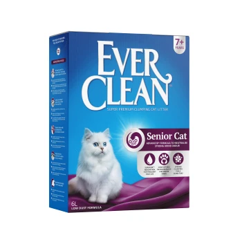 Boîte de litière pour chats Ever Clean Super Premium pour seniors, présentant un chat blanc duveteux et un texte sur la formule neutralisante d'odeur.