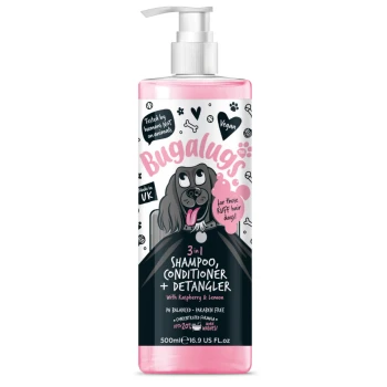 Flasche mit Bugalugs 3-in-1 Shampoo, Conditioner und Entwirrungsmittel für Hunde, mit einem Cartoon-Hund, Himbeer- und Zitronenduft, vegan, 500ml.