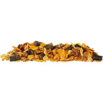 Kleintierfuttermischung: Haufen Hafer, Samen, Cornflakes, getrocknetes Gemüse und dunkle Pellets auf weißem Hintergrund.