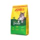 JosiCat crunchy chicken Katzenfutter für erwachsene Katzen, 650g Beutel mit grau-getigertem Kater und Hahn-Symbol, deutscher Qualitätstext.
