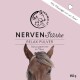 Verpackung für "NervenStärke Relax Pulver" für Pferde, mit einem Pferdekopf, einem rosa Hintergrund und dem Text "Mit Messlöffel und viel Liebe!"