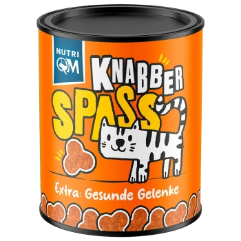 Orange Dose mit Katzensnacks, Aufschrift 'KNABBER SPASS', cartoonartige gestreifte Katze, Nutri QM Logo und 'Extra: Gesunde Gelenke'
