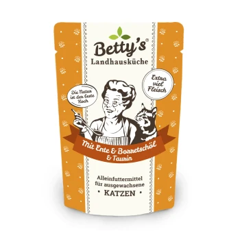 Die Verpackung von Betty's Landhausküche Katzenfutter zeigt einen Koch, eine Katze und den Text: "Mit Ente & Borretschöl & Taurin" für erwachsene Katzen.