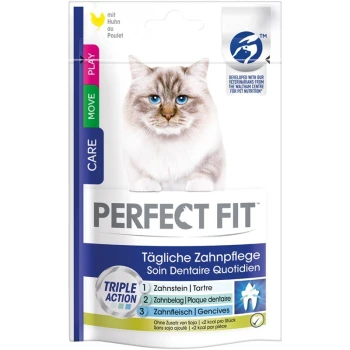 L'emballage de soins dentaires pour chats montre un chat fluffy blanc aux yeux bleus, étiqueté "Perfect Fit" et "Triple Action."