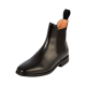 Schwarze Leder-Chelsea-Stiefel mit elastischen Seitenpaneelen und einer Zuglasche, die ein elegantes Design und einen niedrigen Absatz aufweisen.
