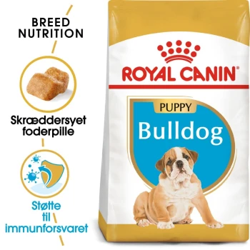 Sac de nourriture pour chiots Royal Canin Bulldog avec une image de chiot, mettant en avant la nutrition de la race et le soutien immunitaire.