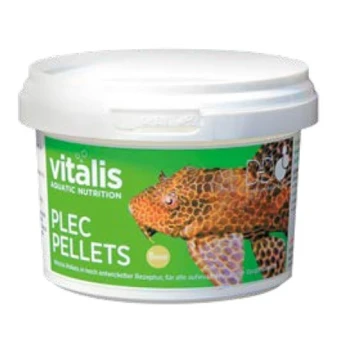 Plec Pellets 300 g Ø 8 mm Behälter mit Vitalis Plec Pellets für die aquatische Ernährung, mit einem bunten Bild eines Plecostomus-Fisches auf grünem Hintergrund.