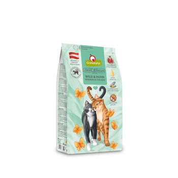 Eine Tüte GranataPet DeliCATessen Katzenfutter mit einer Illustration einer schwarzen und orangefarbenen getigerten Katze, beschriftet 'WILD & HUNN Wild und Huhn.'