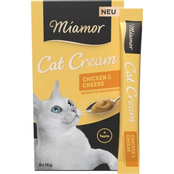 Miamor Cat Cream Karton und Tube, Geschmack Huhn & Käse, Bild einer weißen Katze und ein Löffel mit Creme, sichtbare Texte 'Miamor' und 'Cat Cream'.
