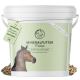 Ein 3 kg Eimer mit Animaly Mineralfutterpellets für Pferde, mit einem Pferdekopf auf dem Etikett und einem Tag, der besagt: "Unterstützt die Nährstoffversorgung."