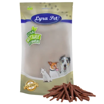 Lyra Haustier Hundeleckerlis Verpackung mit beigem Hintergrund, mit einem Hund, einer Katze und einem weißen Hund, beschriftet "Lyra Nature Power" mit einem Qualitätssiegel.