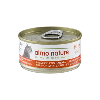 Boîte de nourriture pour chat Almo Nature (gelée) étiquetée « almo nature - ALL PROFITS TO THE PLANET », saumon avec carottes, silhouette de chat.