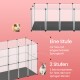 Haustiergehege mit zwei Designs: einstöckig für niedrige Springer und zweistöckig für höhere Springer, mit einem Meerschweinchen und einem Kaninchen.