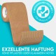Eine Rolle medizinisches Klebeband auf hellem Hintergrund, beschriftet mit "Exzellente Haftung" und "Keine Pflaster oder Klammern nötig."