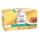 Packung mit Purina Gourmet Gold Katzenfutter mit einer flauschigen weißen Katze auf der Vorderseite, mit Geschmacksrichtungen wie Huhn, Rind und Lamm.