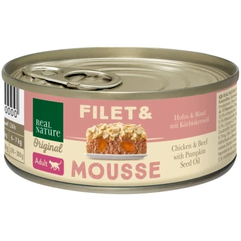 Nourriture en conserve pour animaux de compagnie étiquetée "Real Nature Original Filet & Mousse", contenant du poulet et du bœuf avec de l'huile de pépins de courge, adaptée aux chats adultes.