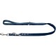 Marineblaue Hundeleine mit strukturiertem Finish, ausgestattet mit einem Metallclip und verstellbarem Schnallenverschluss.