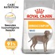 Royal Canin Dermacomfort Maxi Hundefutterbeutel mit einem Weimaraner, mit Text, der die Pflegeernährung und ein spezielles Rezept für Hautempfindlichkeit hervorhebt.