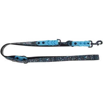 Schwarz-blau gesprenkelte Hundeleine mit geflochtenem blauem Griff und Metallclip, beschriftet mit „KERBL“.