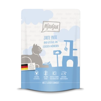 Mjamjam hondenvoer zakje met "Zarte Ente und Geflügel an leckeren Möhren" met een katten silhouet en iconen voor kwaliteit en voeding.