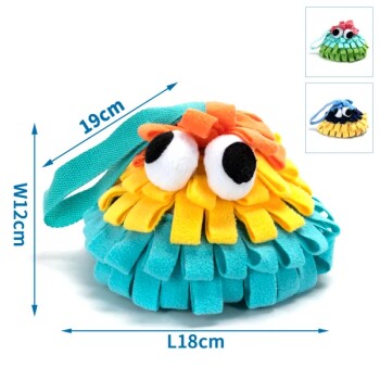 Buntes, plüschiges Haustierspielzeug in Fischform, misst 19 cm x 12 cm x 18 cm, mit großen Augen und einem Griff für einfaches Tragen.